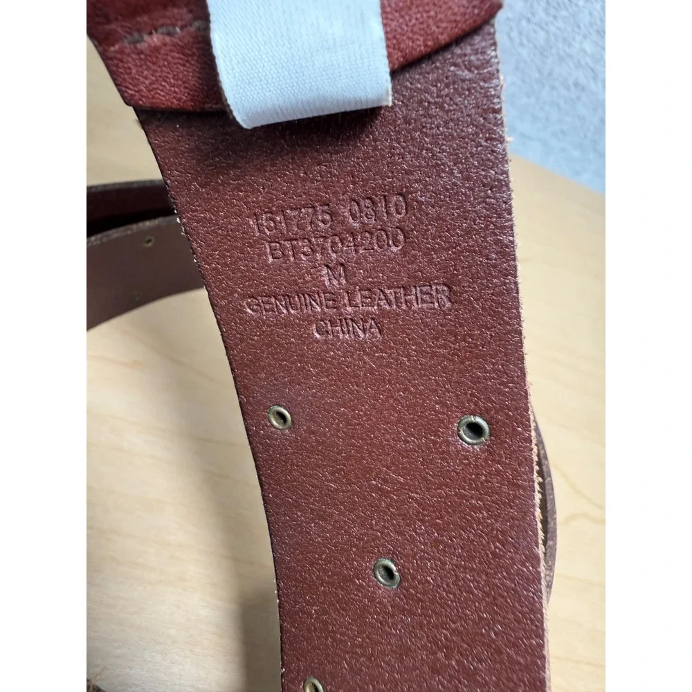 Fossil leather belt